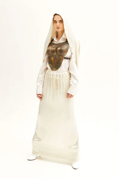 Look 15